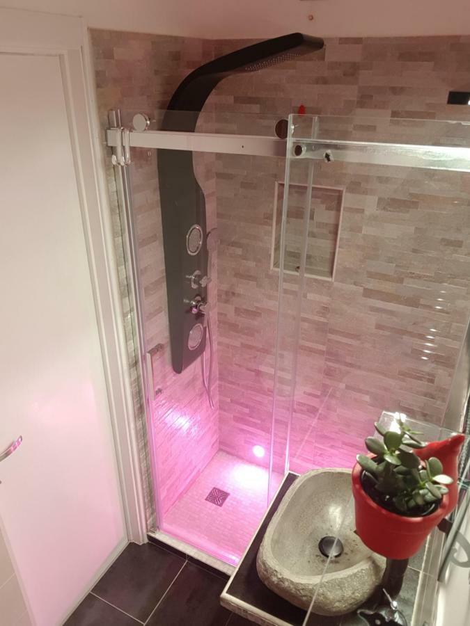 Suite In Milano Certosa Station Eksteriør billede