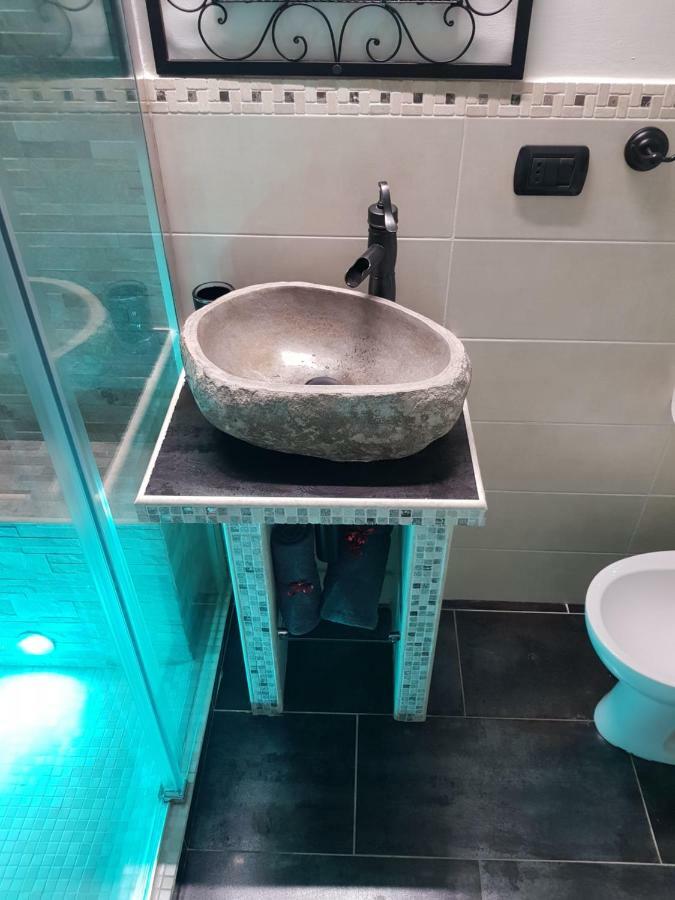 Suite In Milano Certosa Station Eksteriør billede