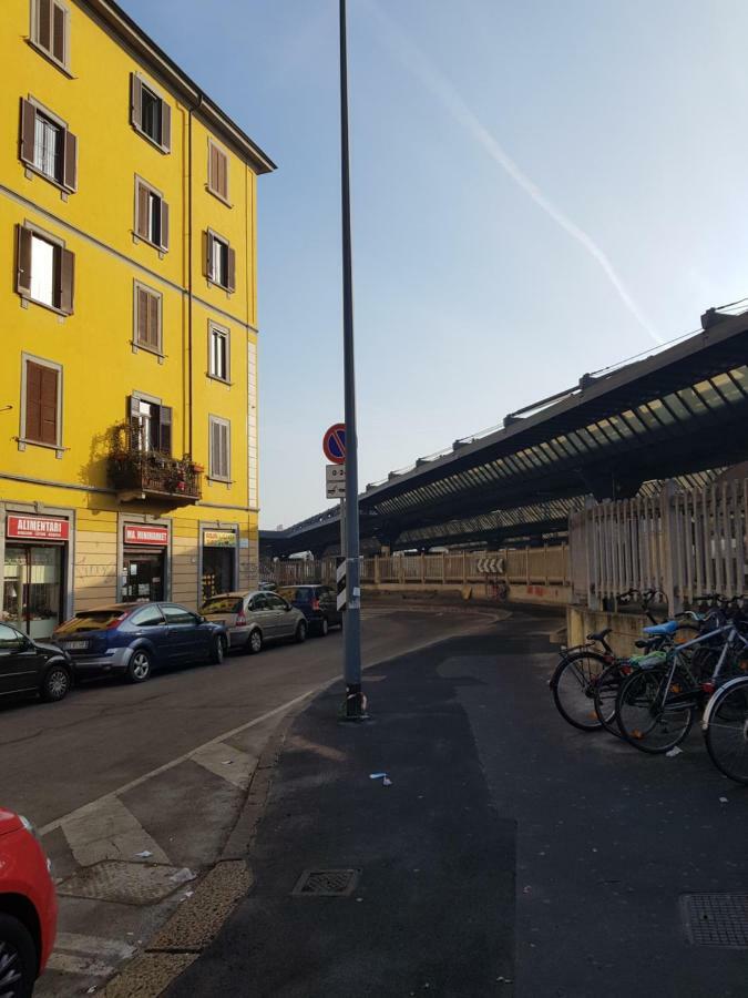 Suite In Milano Certosa Station Eksteriør billede