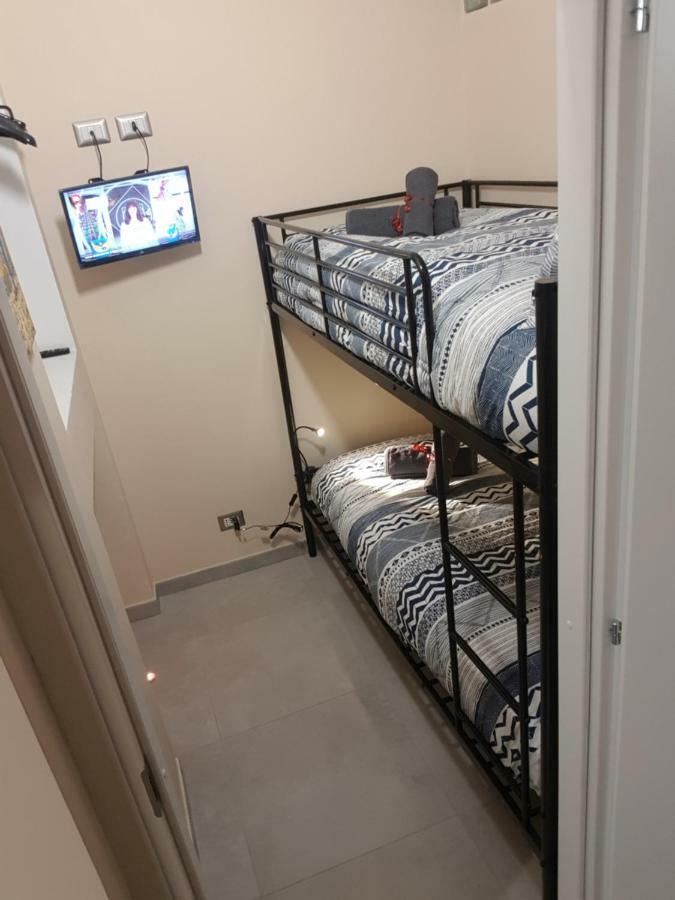 Suite In Milano Certosa Station Eksteriør billede